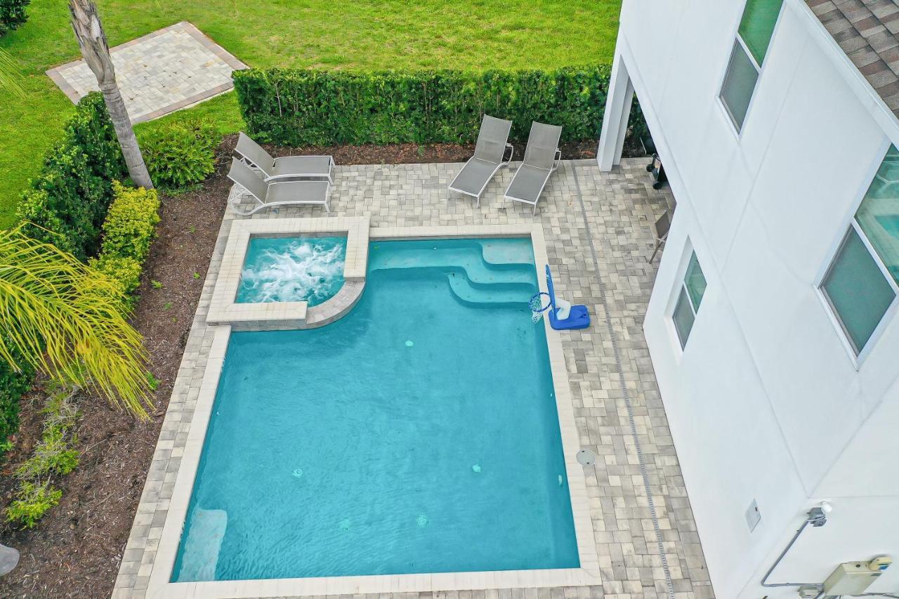 7 Bdr Family Themed Home With Mario Games Room And Free Pool Heat Orlando Exterior photo