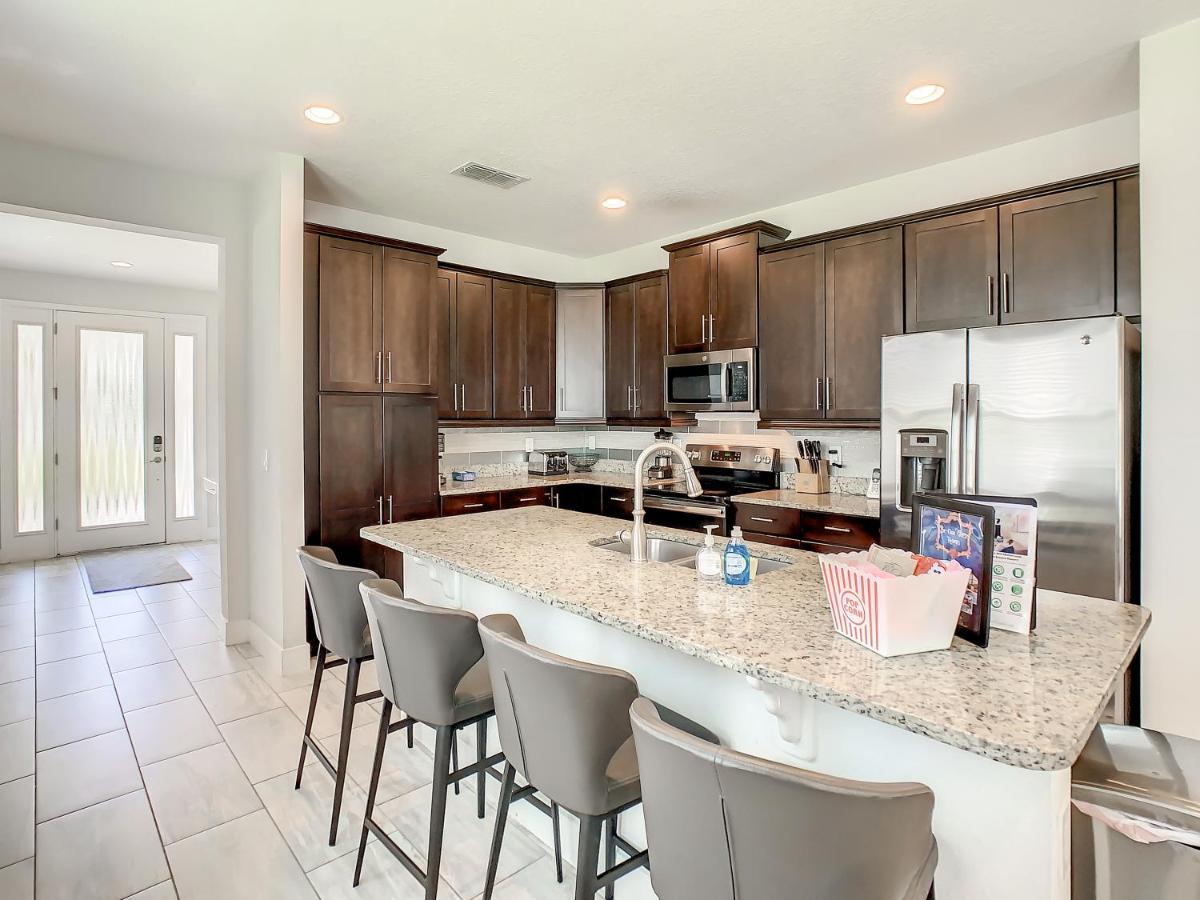7 Bdr Family Themed Home With Mario Games Room And Free Pool Heat Orlando Exterior photo